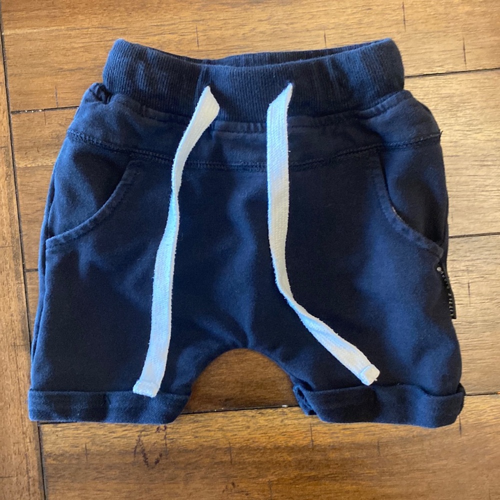 Little bipsy black shorts 6-12 month